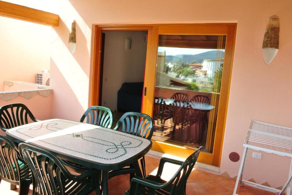 Residence Le Zagare سان تيودورو الغرفة الصورة