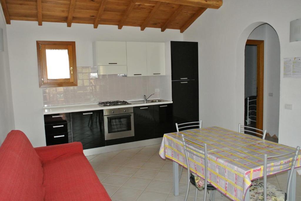 Residence Le Zagare سان تيودورو الغرفة الصورة